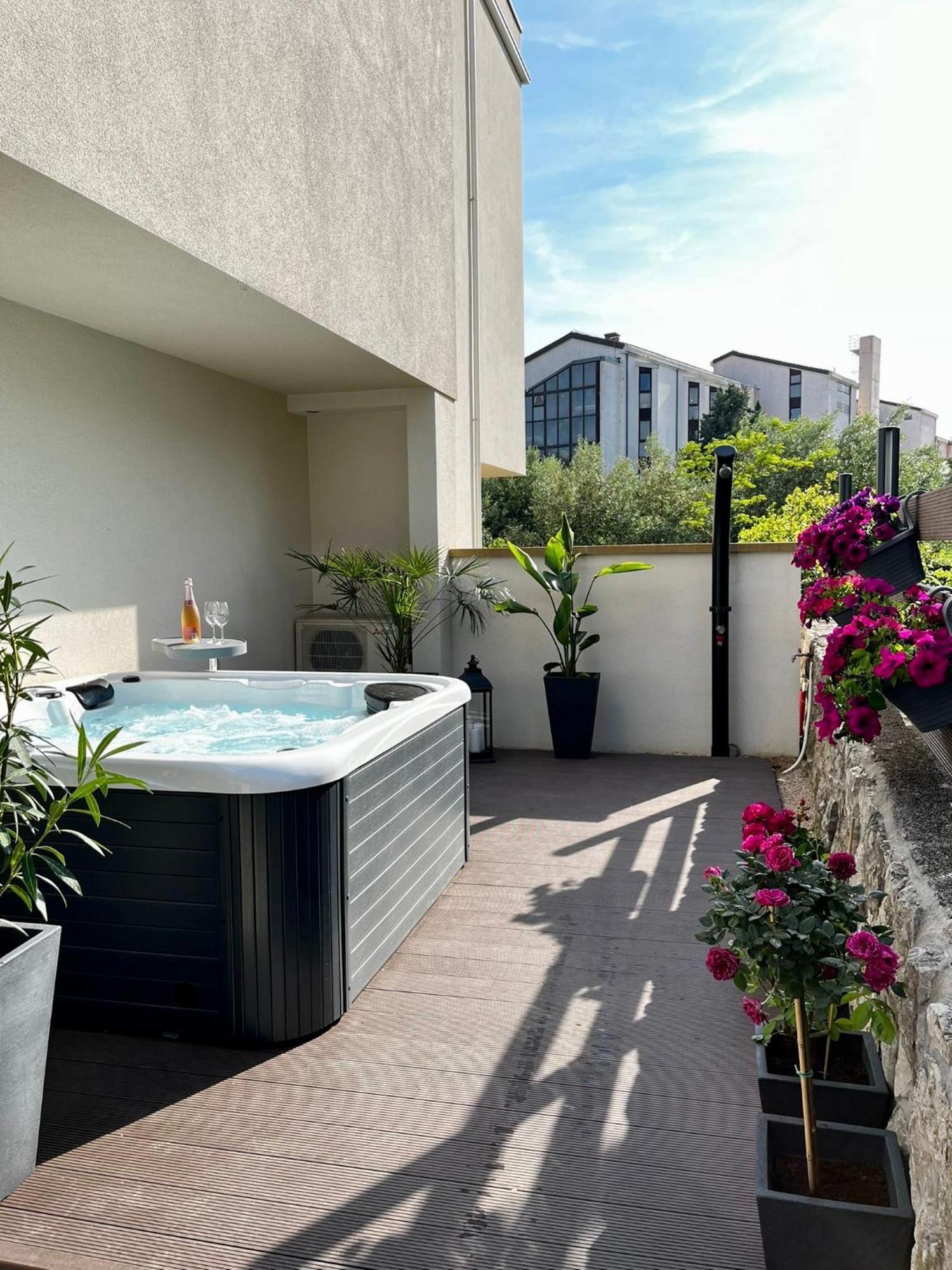 Studio Apartment Rosa Krk Krk Town Kültér fotó